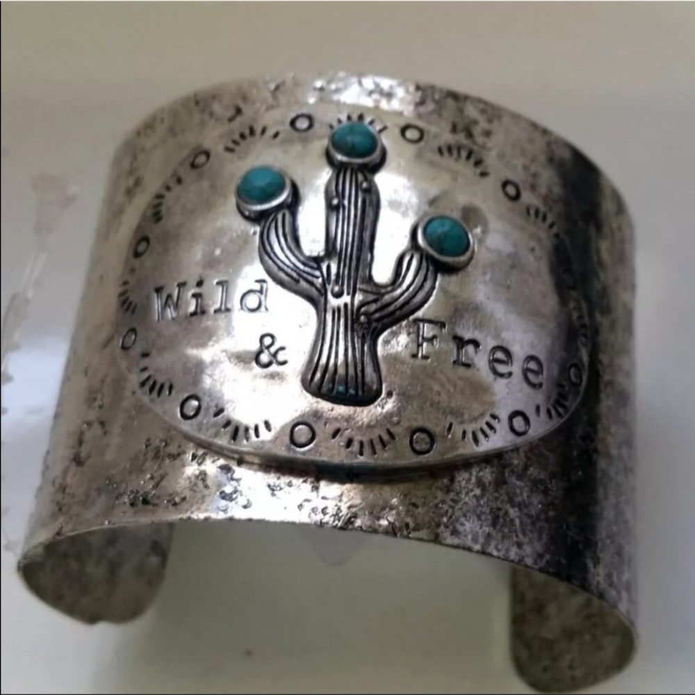 🌟🆕🌺🌸 Bohemian Style Cuff Bracelet